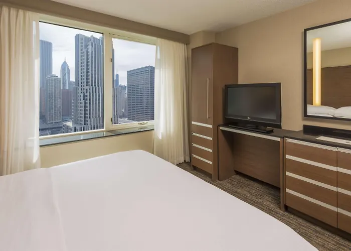 Hotel Embassy By Hilton Downtown Magnificent Mile Chicago
