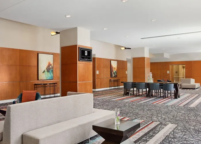 Embassy By Hilton Downtown Magnificent Mile Chicago