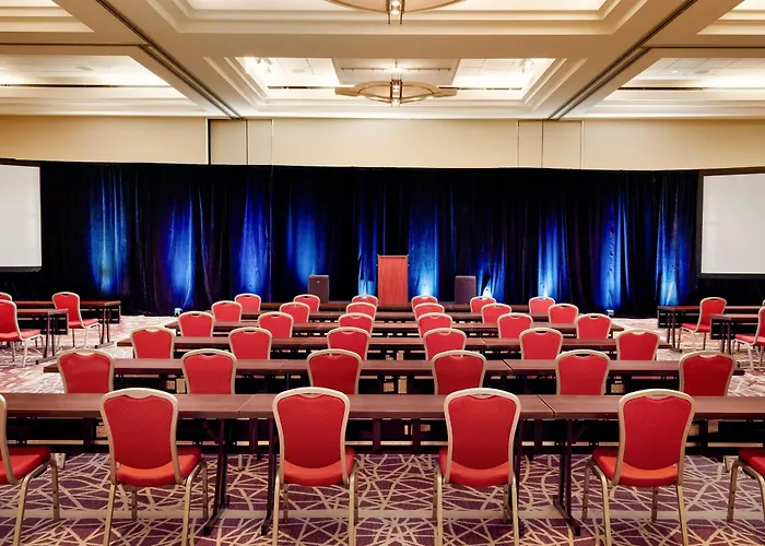 Embassy By Hilton Downtown Magnificent Mile 4* Chicago