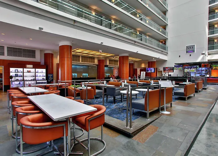 Embassy By Hilton Downtown Magnificent Mile 4* Chicago