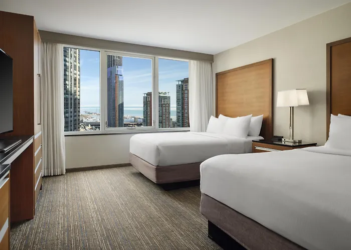 Hotel Embassy By Hilton Downtown Magnificent Mile 4*