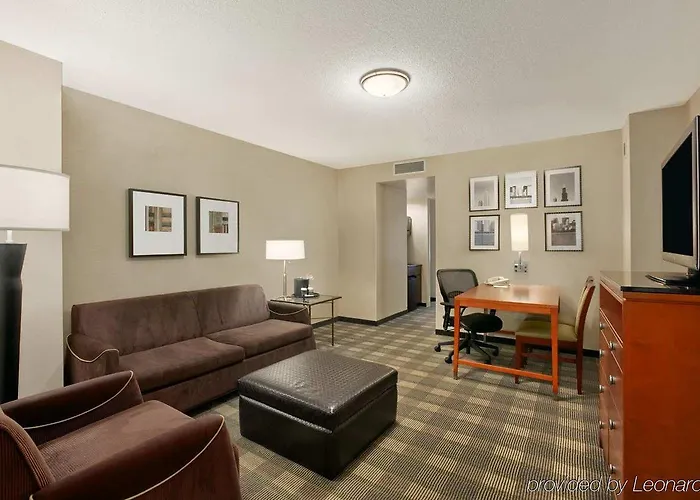 Embassy By Hilton Downtown Magnificent Mile Hotel